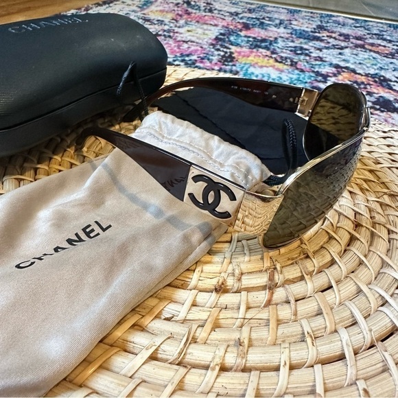 Chanel Gold Frame Logo Wrap Aviator Sunglasses With Case Y2K - Picture 5 of 11